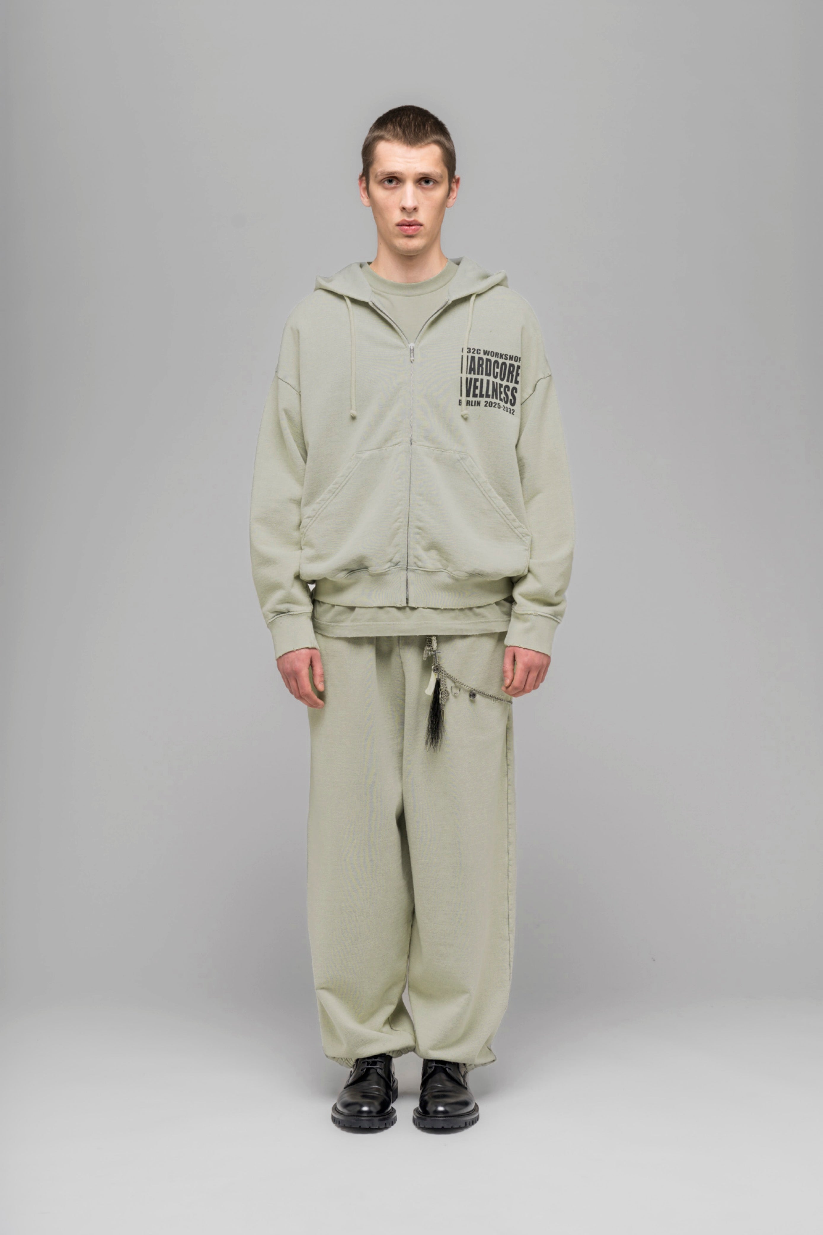 "HARDCORE WELLNESS" ZIP-UP - 032c