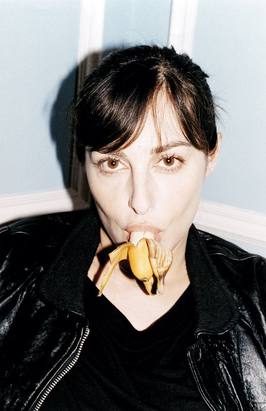 AMIRA CASAR
