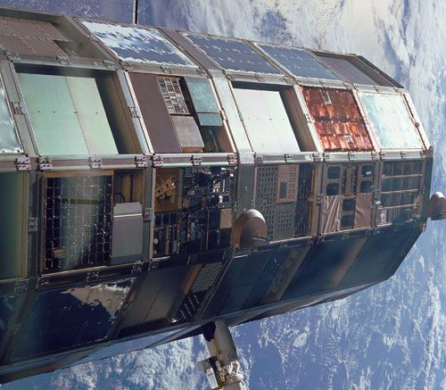 It’s the 30th Anniversary of NASA’s Long Duration Exposure Facility, and It’s a Material Inspiration from Outer Space