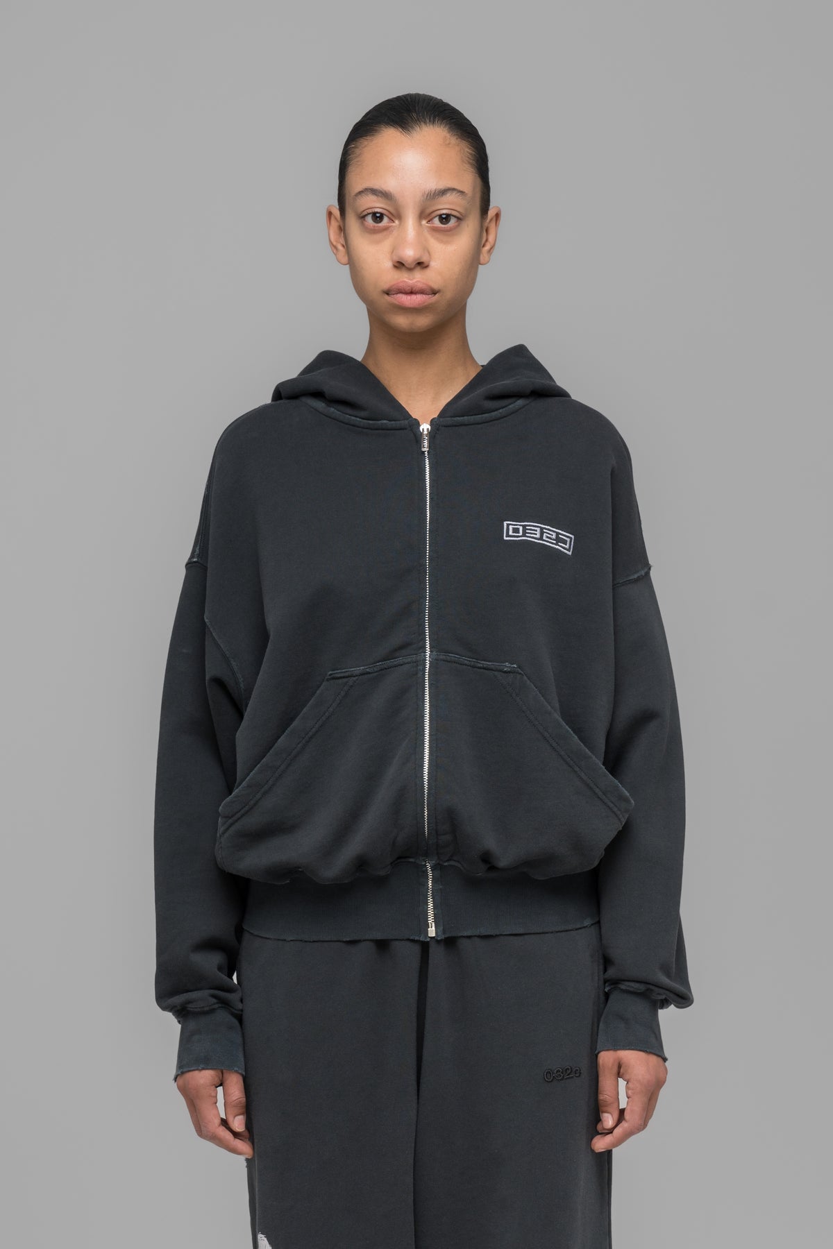 "ROUTINE" ZIP HOODIE FADED BLACK