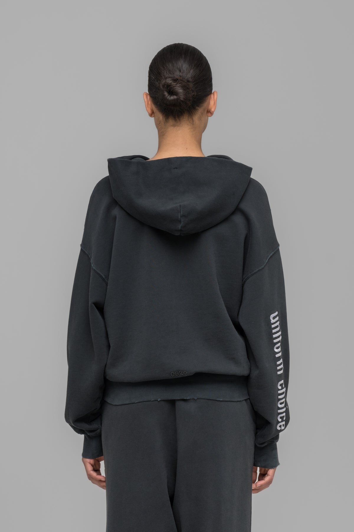 "ROUTINE" ZIP HOODIE FADED BLACK