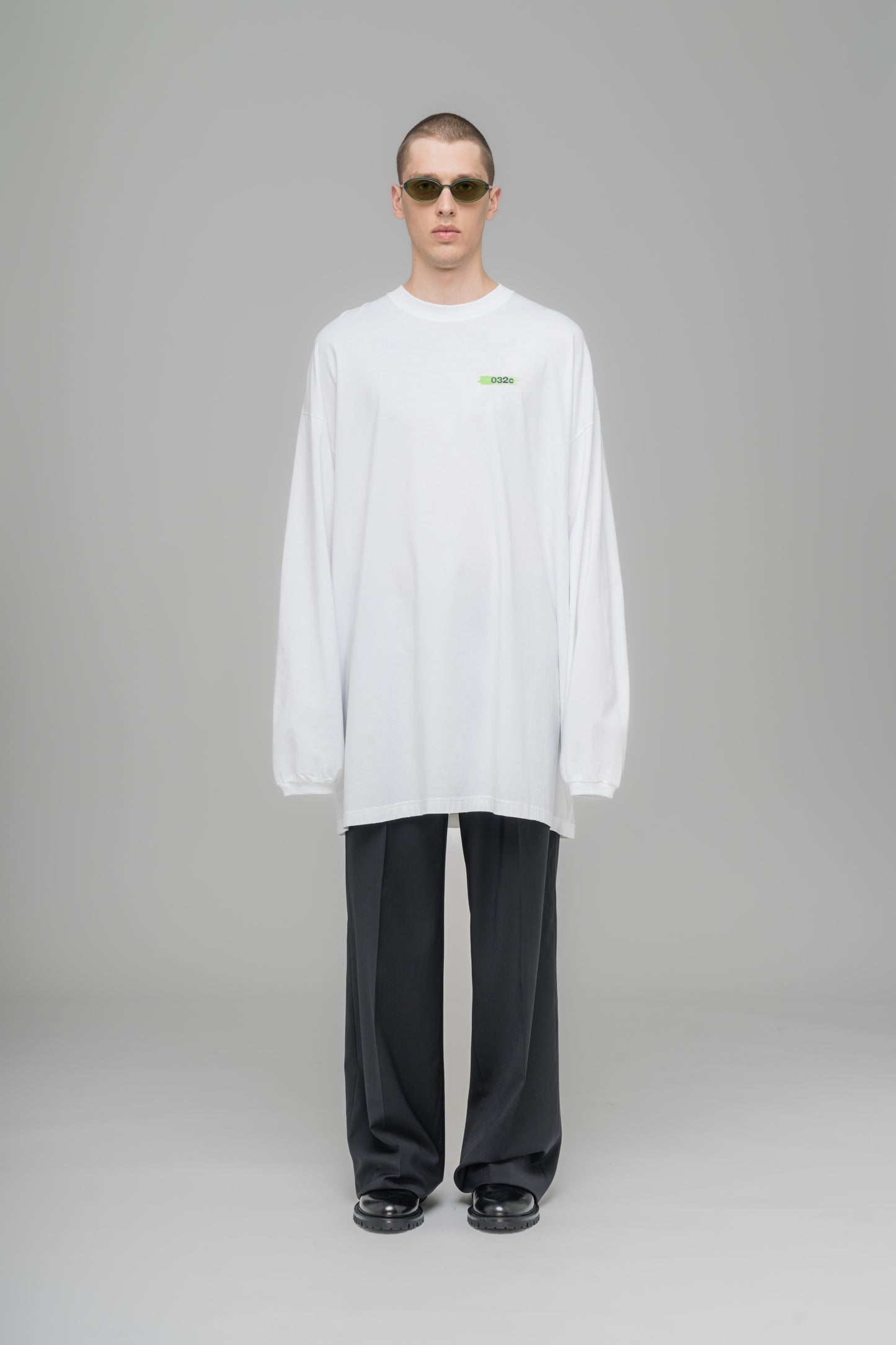 "EVERYTHING COUNTS" OVERSIZED LONGSLEEVE