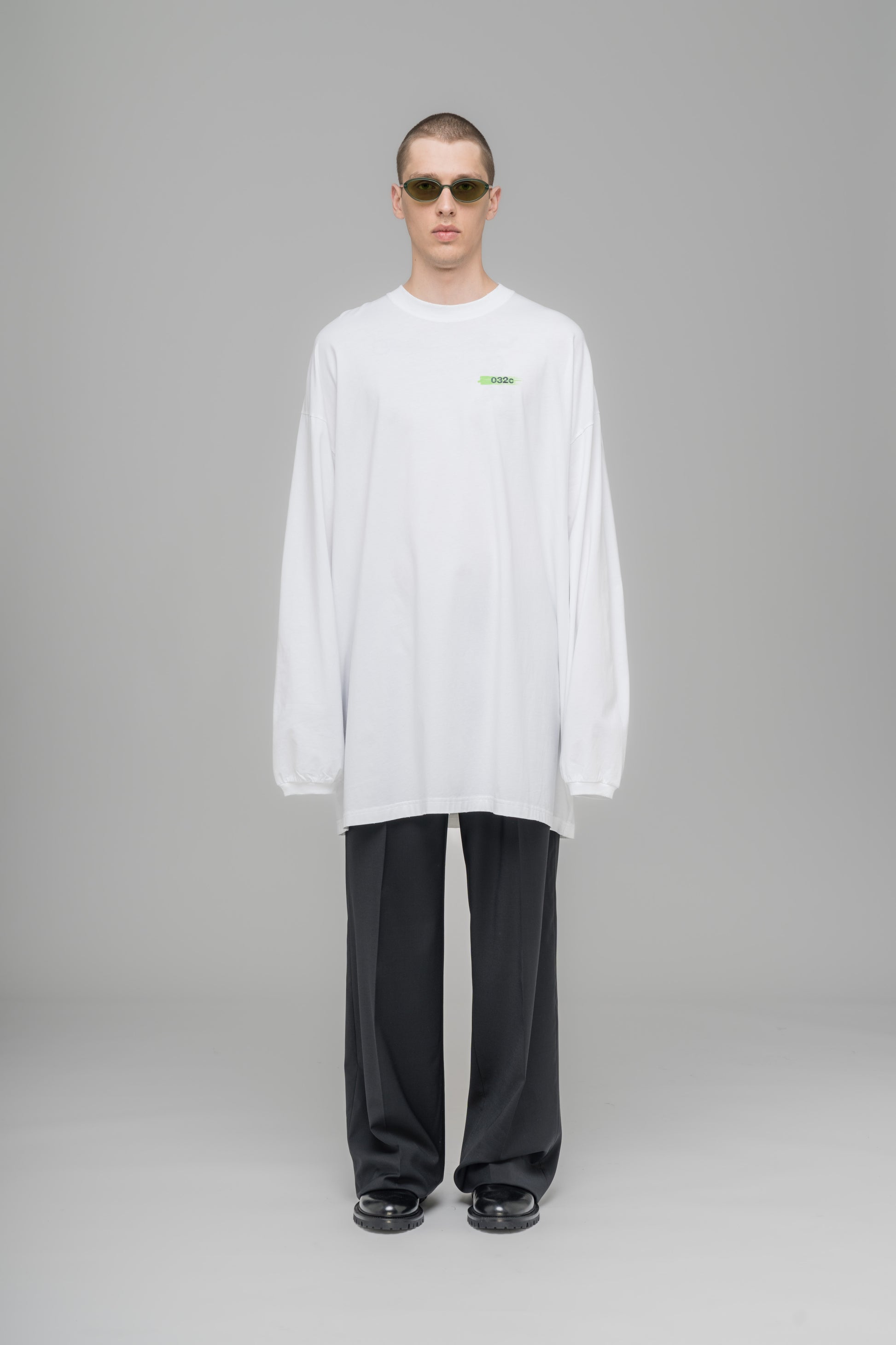 "EVERYTHING COUNTS" OVERSIZED LONGSLEEVE