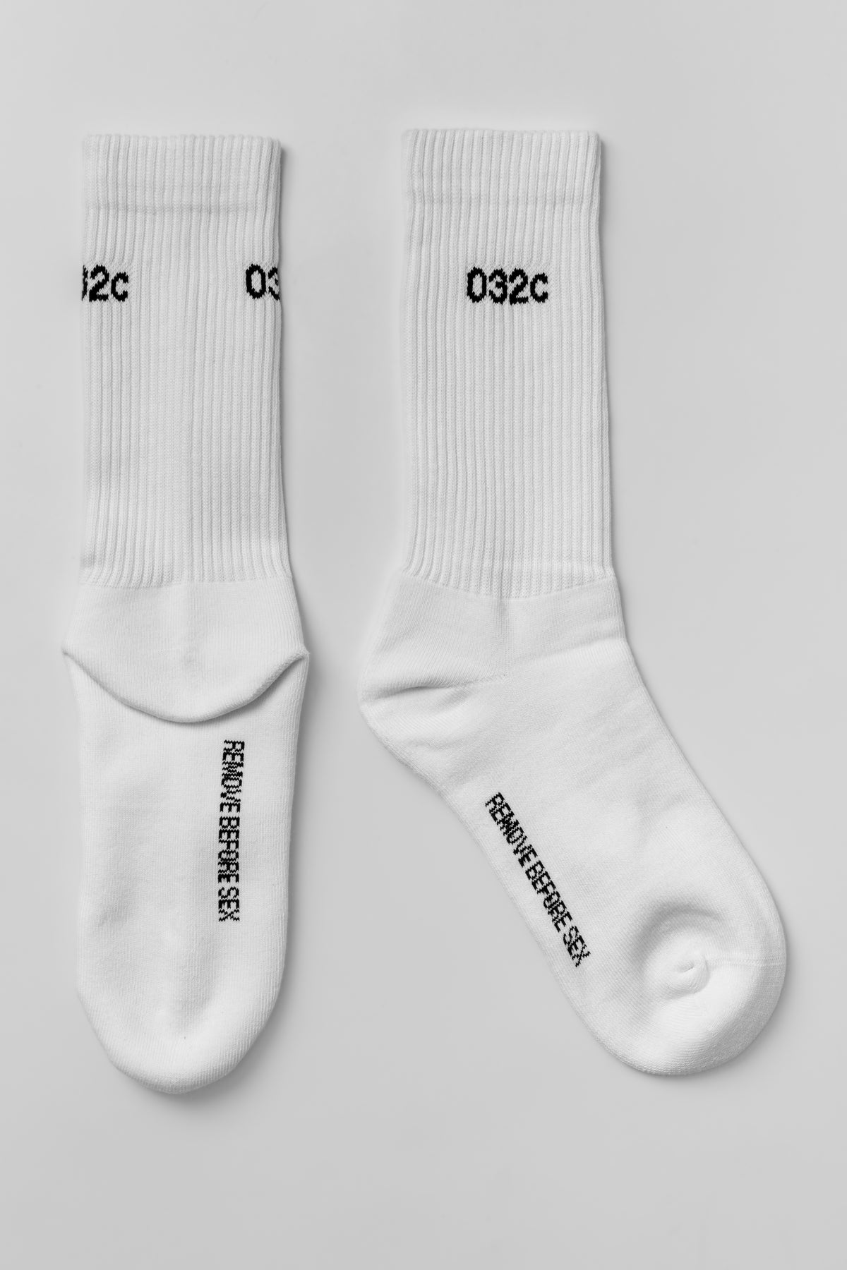 REMOVE BEFORE SEX Socks White/Black