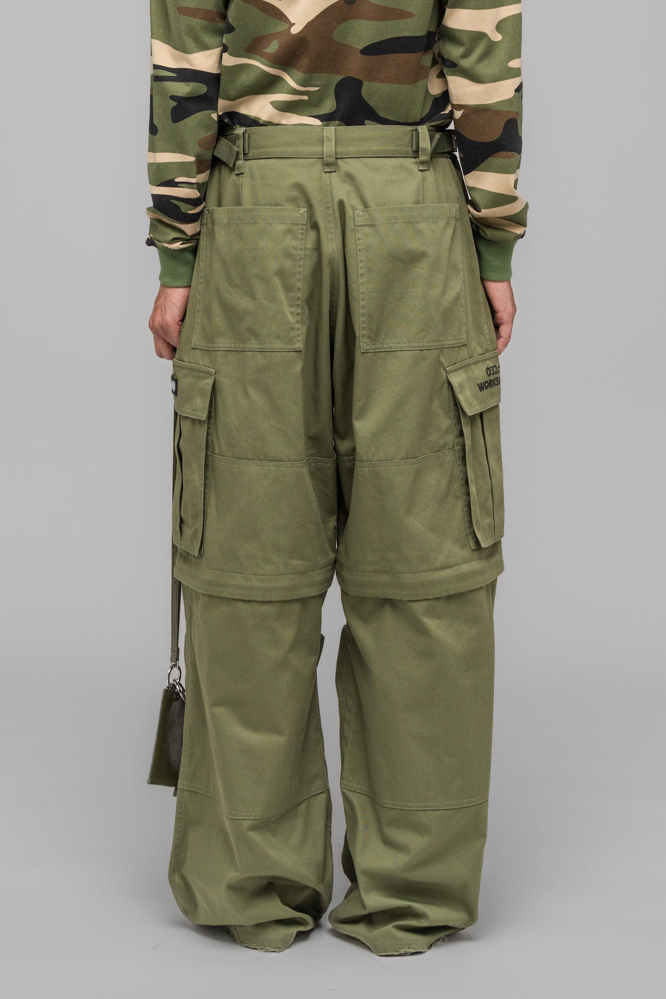 "MASKED CHOICE" CARGO PANTS - 032c