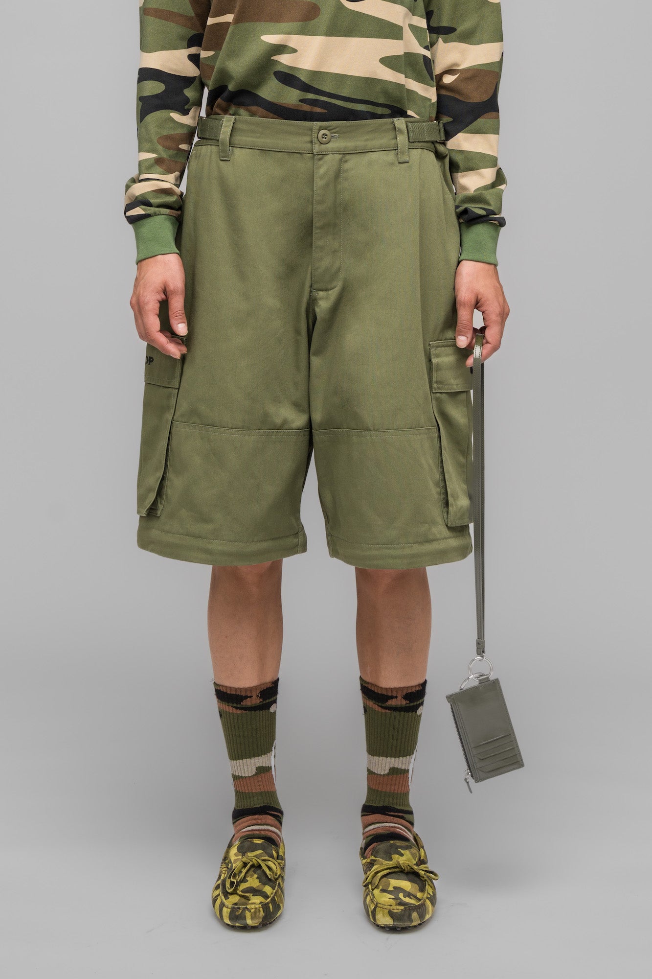 "MASKED CHOICE" CARGO PANTS - 032c
