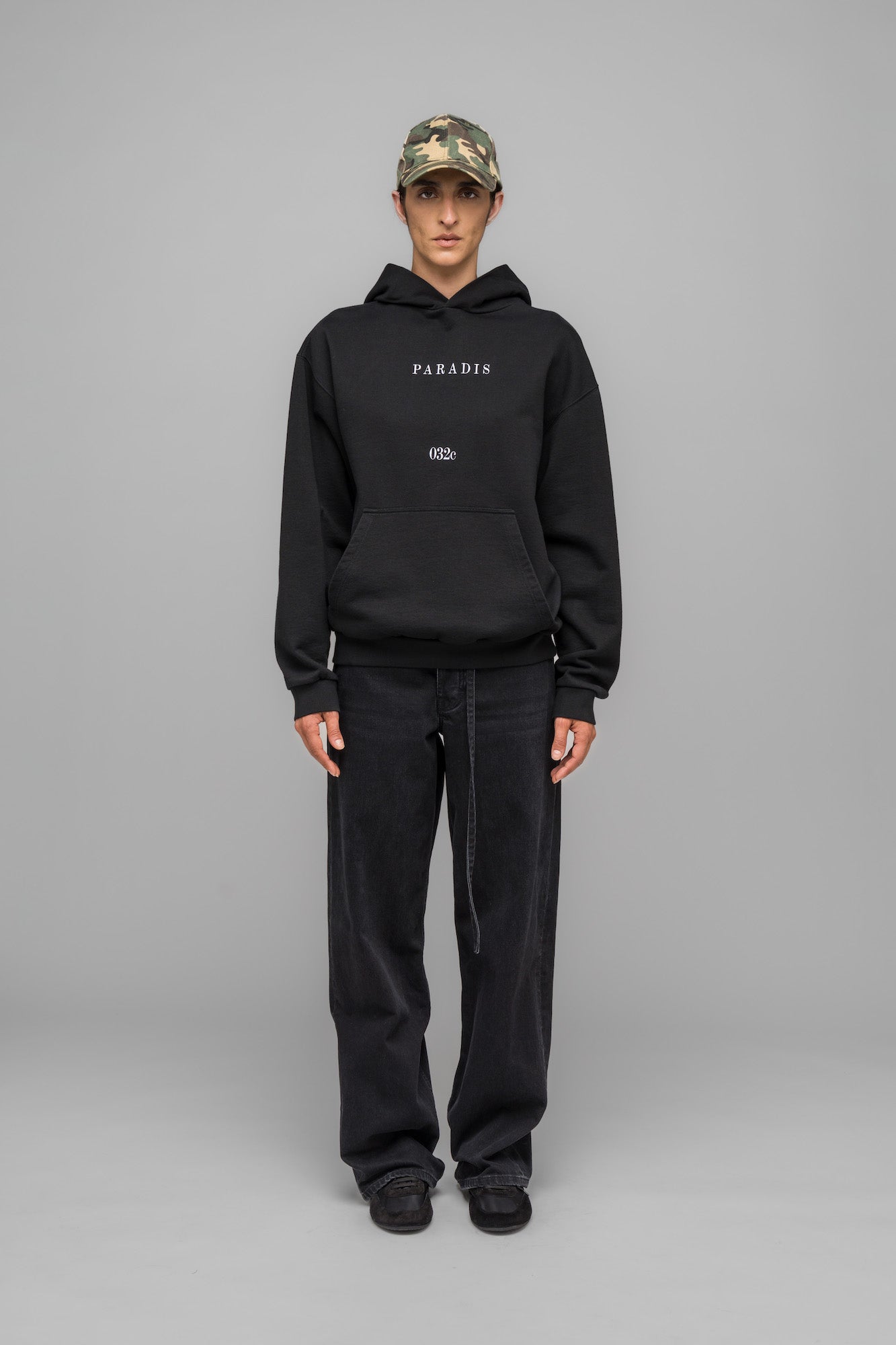 "BUY ME AN ISLAND" HOODIE - 032c