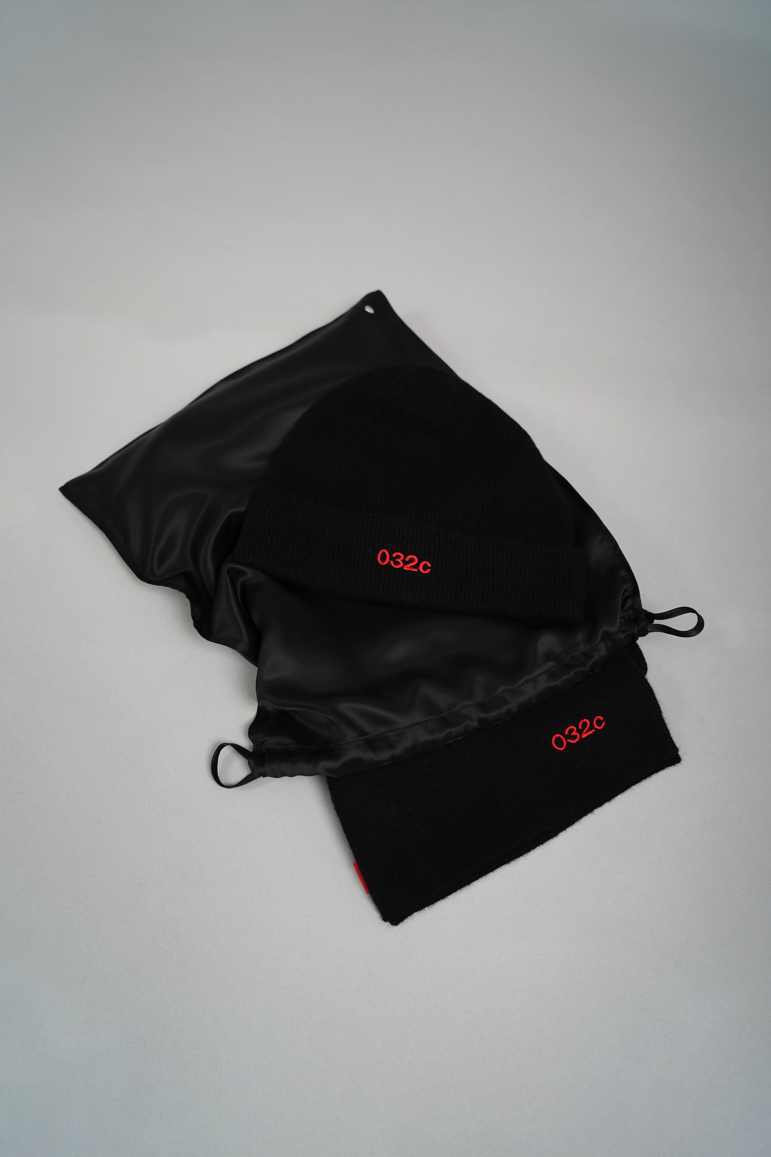 LOGO CASHMERE BLEND BEANIE