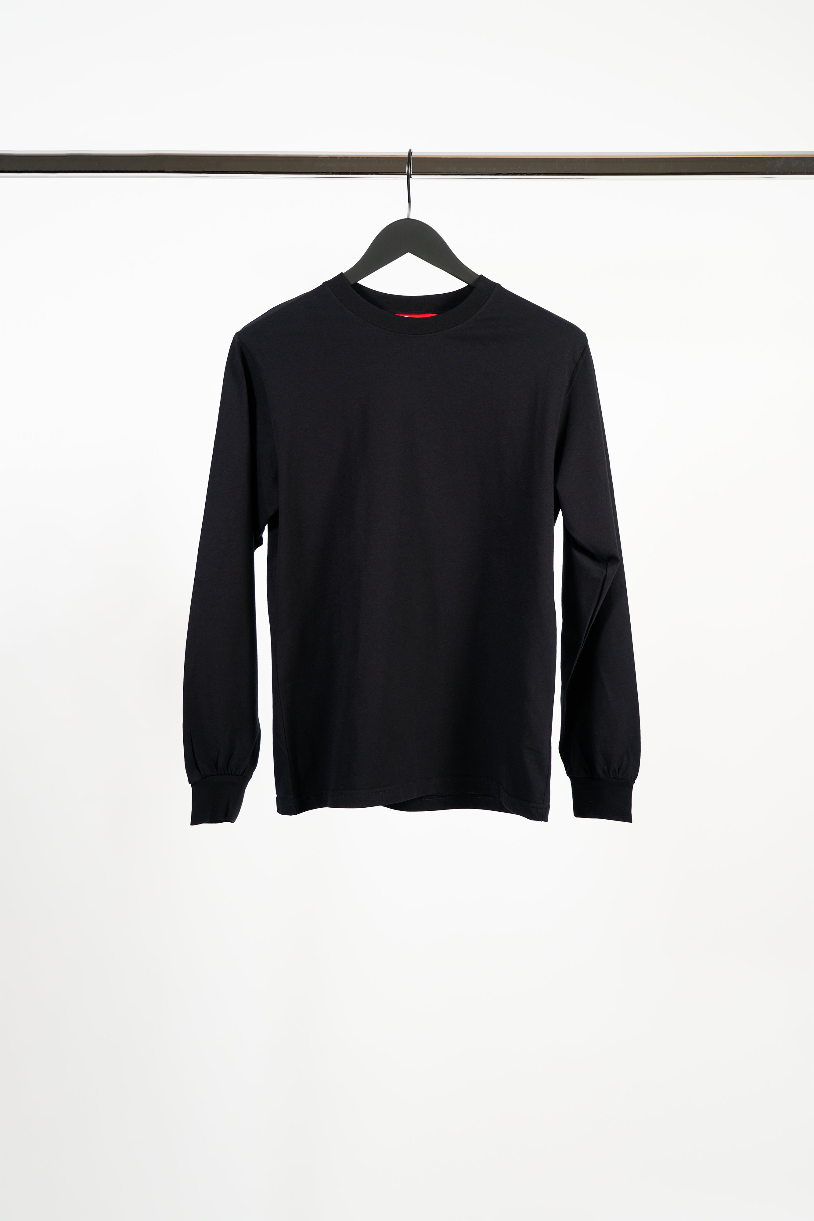 PLAIN LONGSLEEVE BLACK