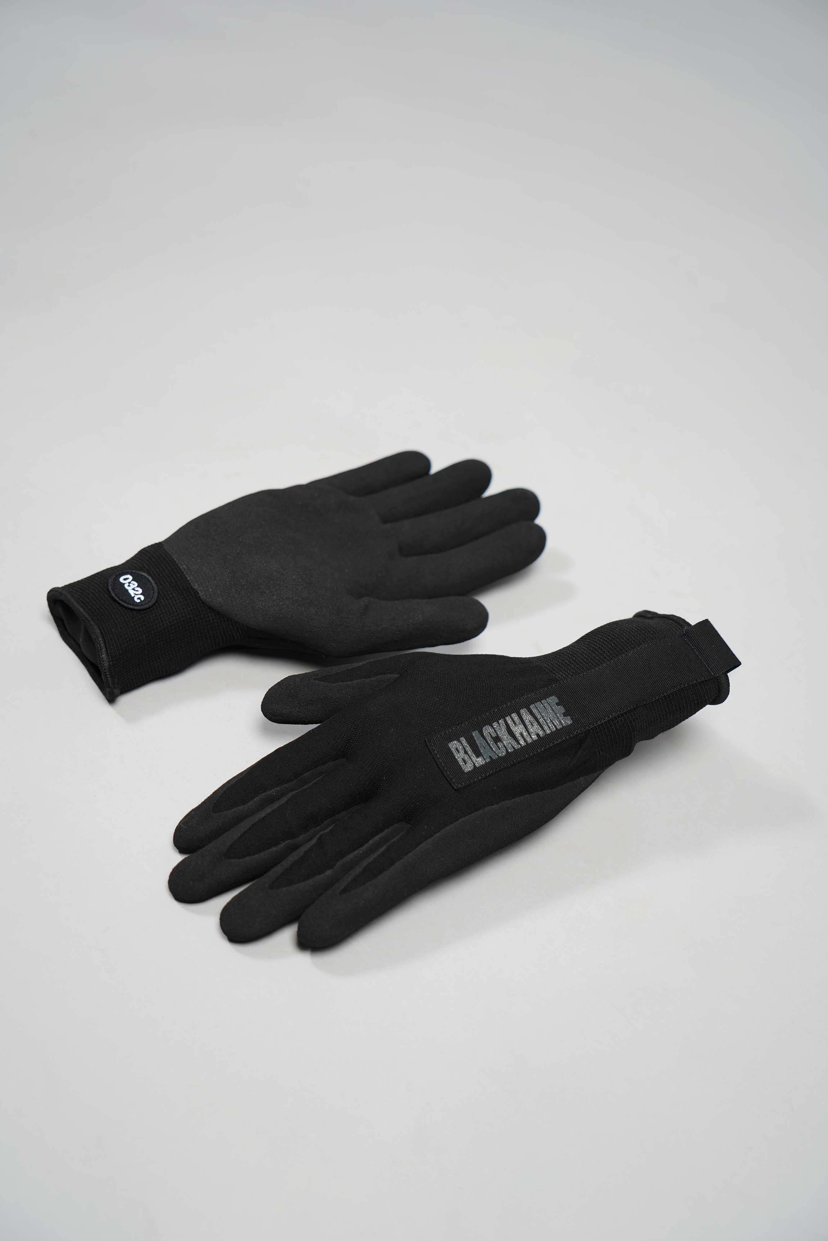 "BLACKHAINE" GRIP GLOVES