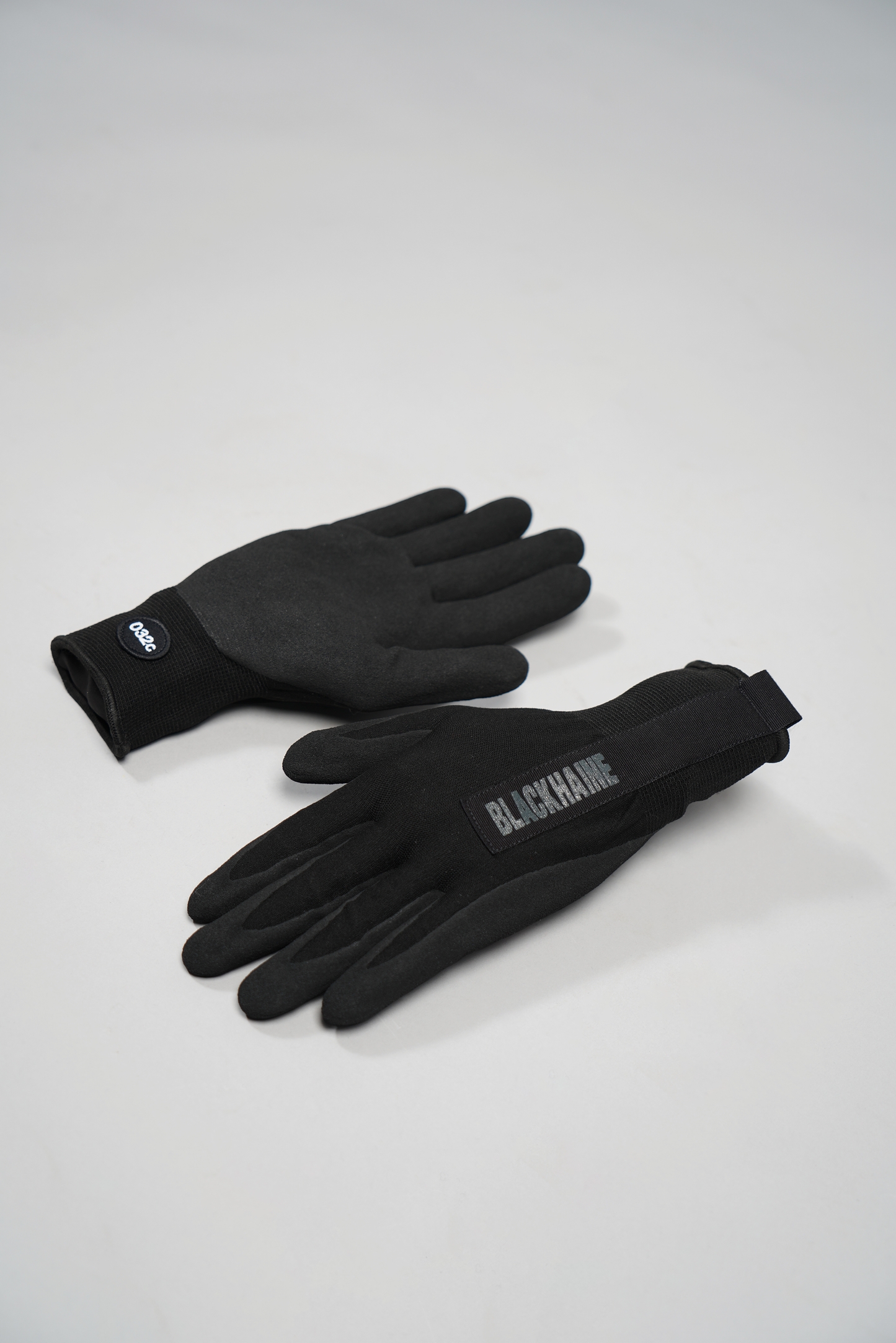 "BLACKHAINE" GRIP GLOVES
