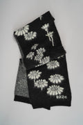"MELTING DAISIES" SCARF