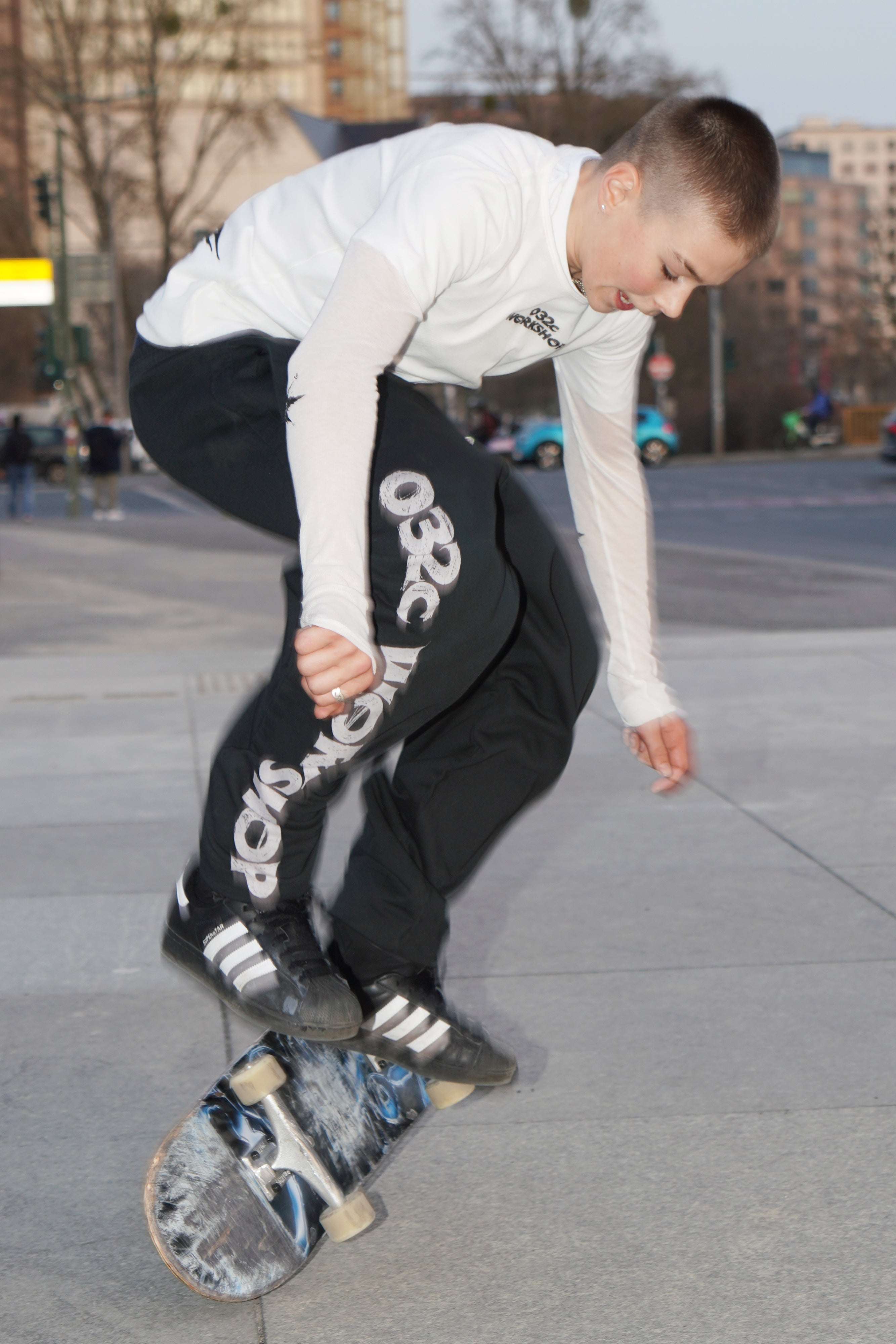 OVERSIZED SWEATPANTS WITH PRINT