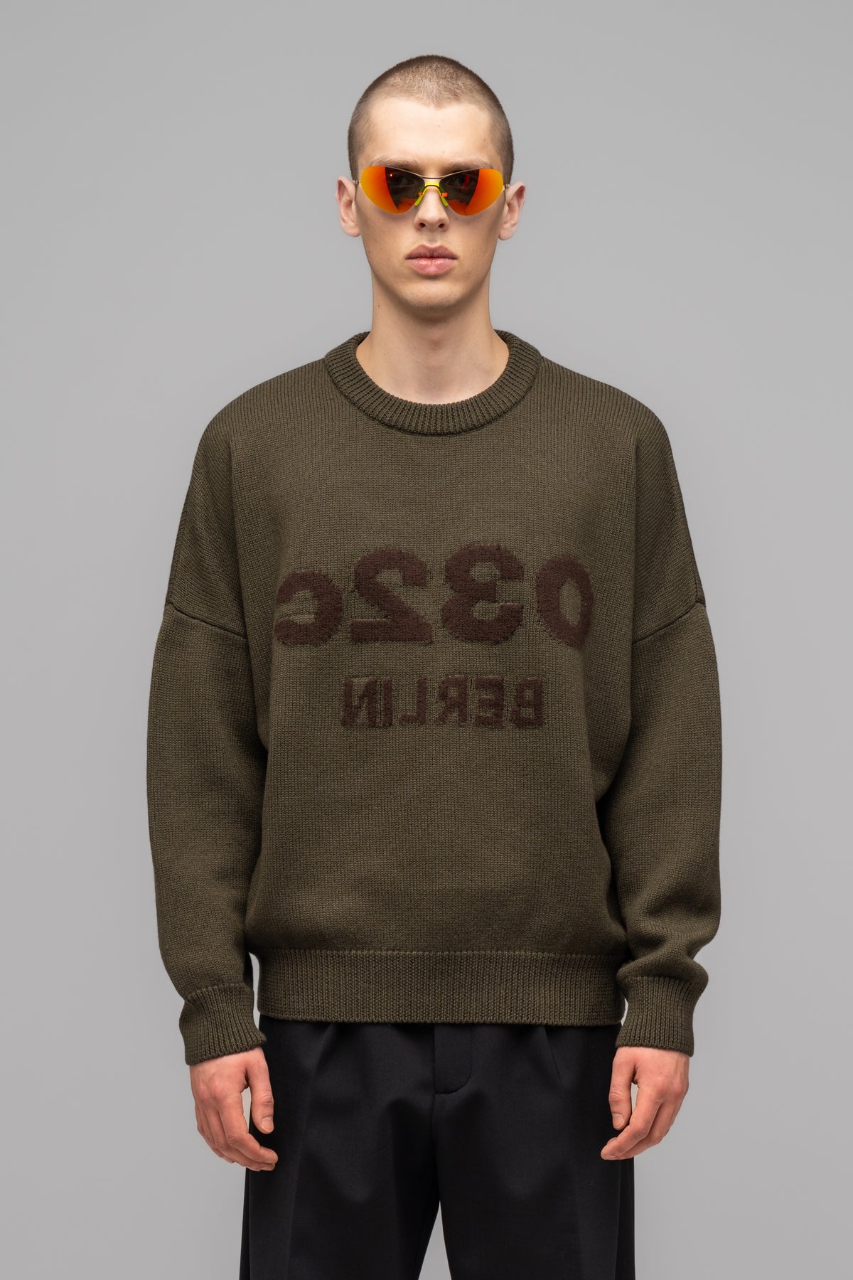 "SELFIE" SWEATER OLIVE DRAB