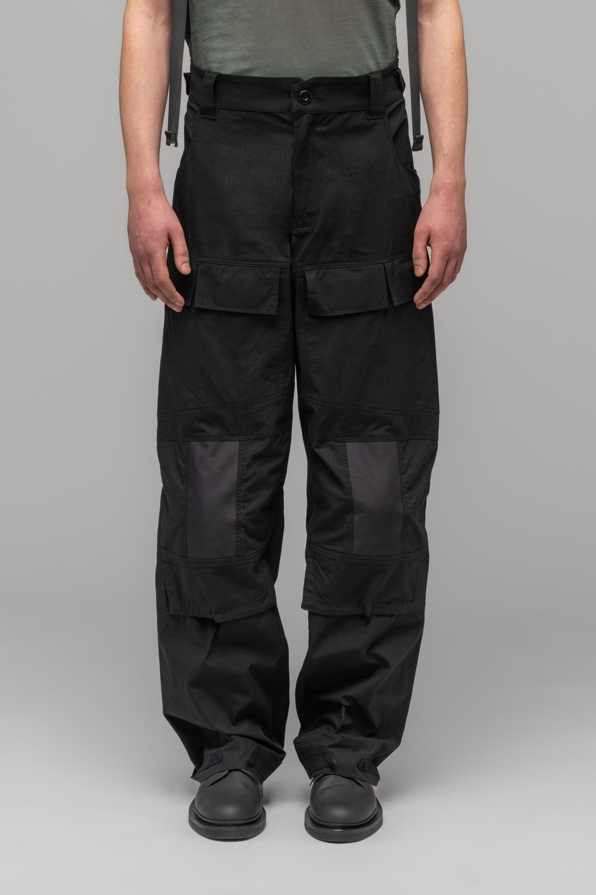 TACTICAL TROUSERS