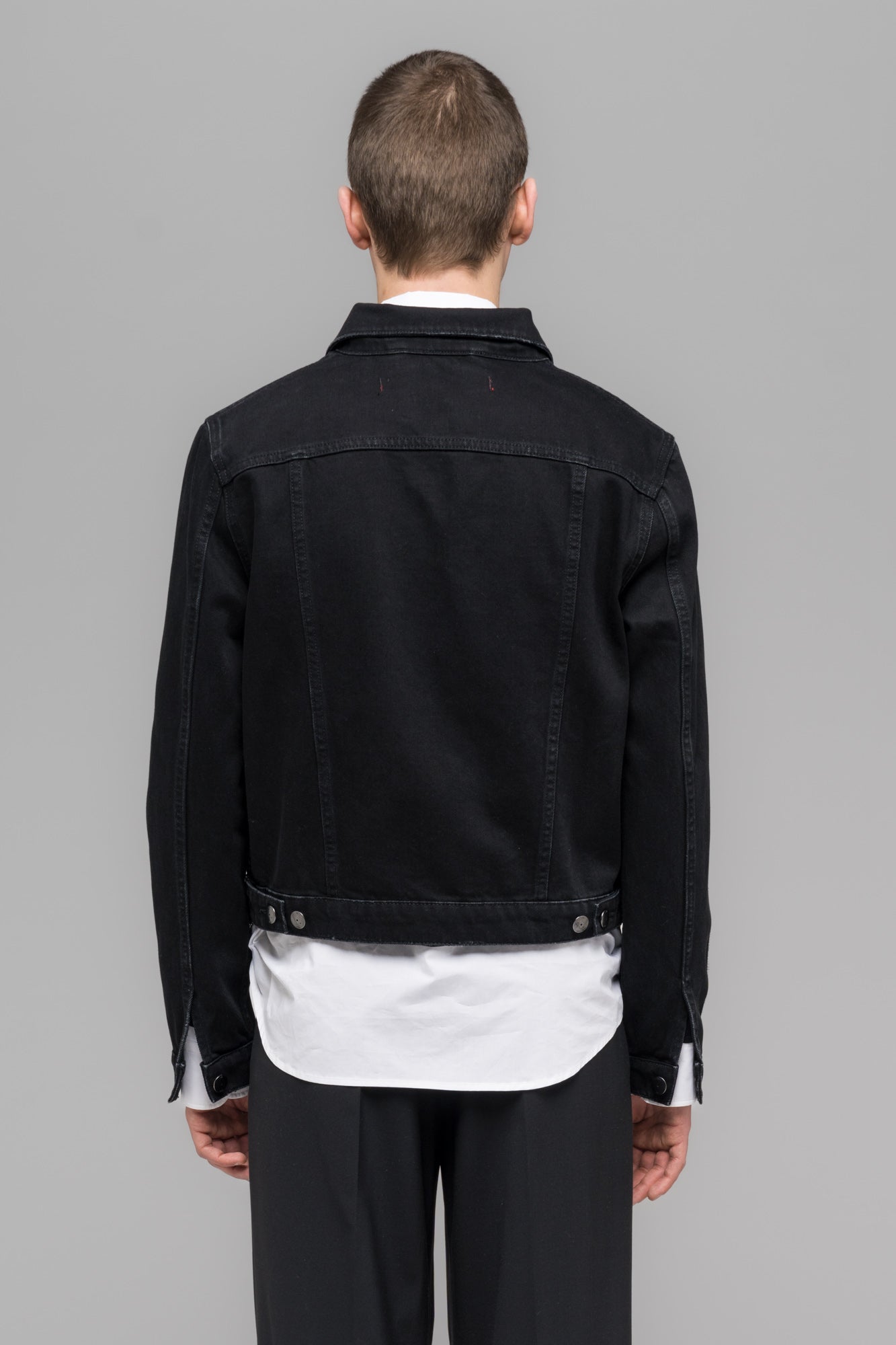 "DOWN TO EARTH" BOXY DENIM JACKET