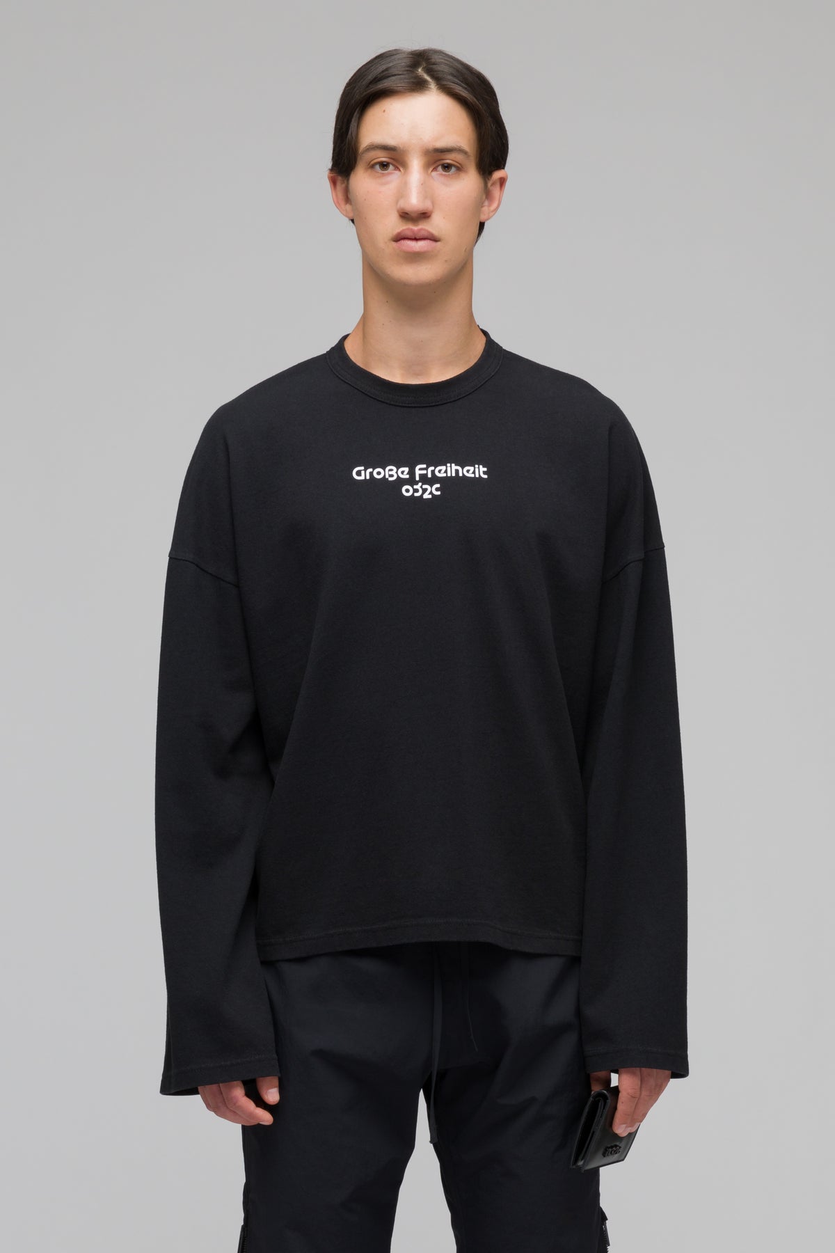 'BAR' SUPERSIZE LONGSLEEVE
